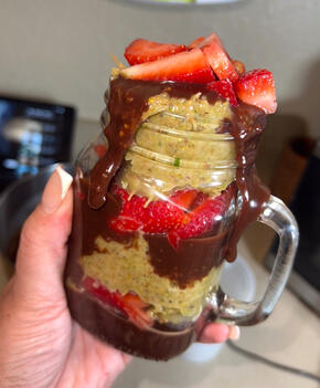 Dubai Chocolate Strawberries